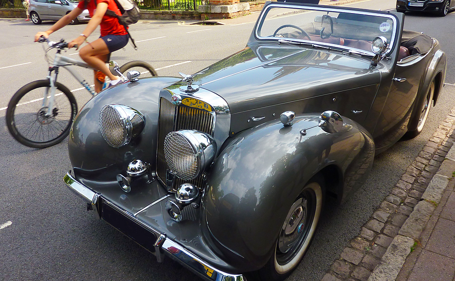 Monday September 2nd (2013) triumph roadster align=