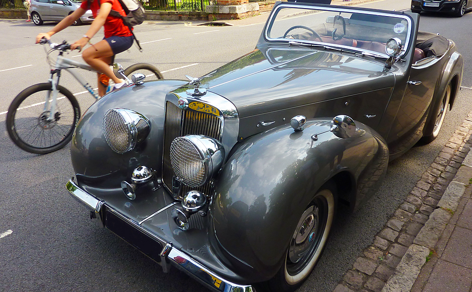 Monday September 2nd (2013) triumph roadster align=