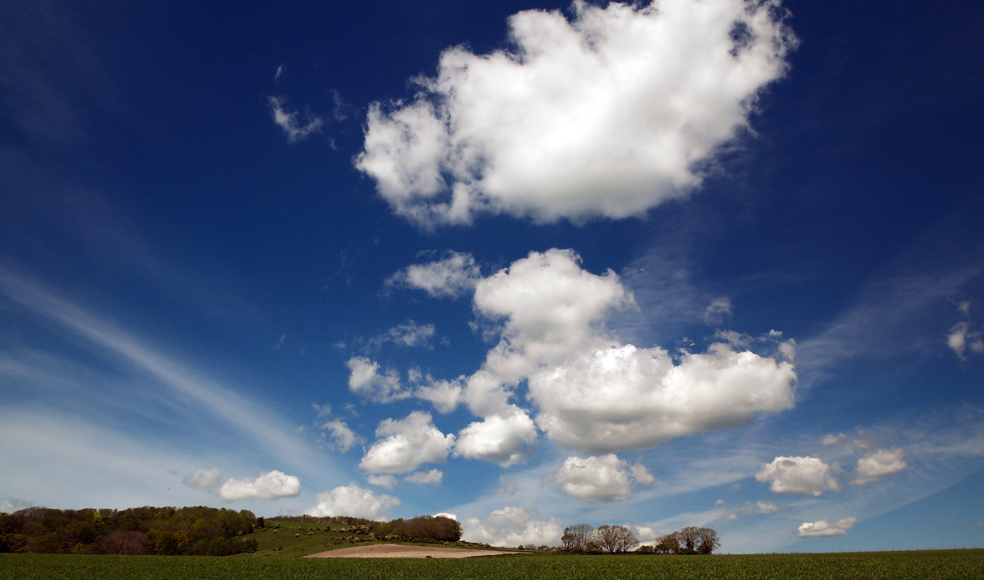 Friday May 23rd (2014) polarised clouds align=