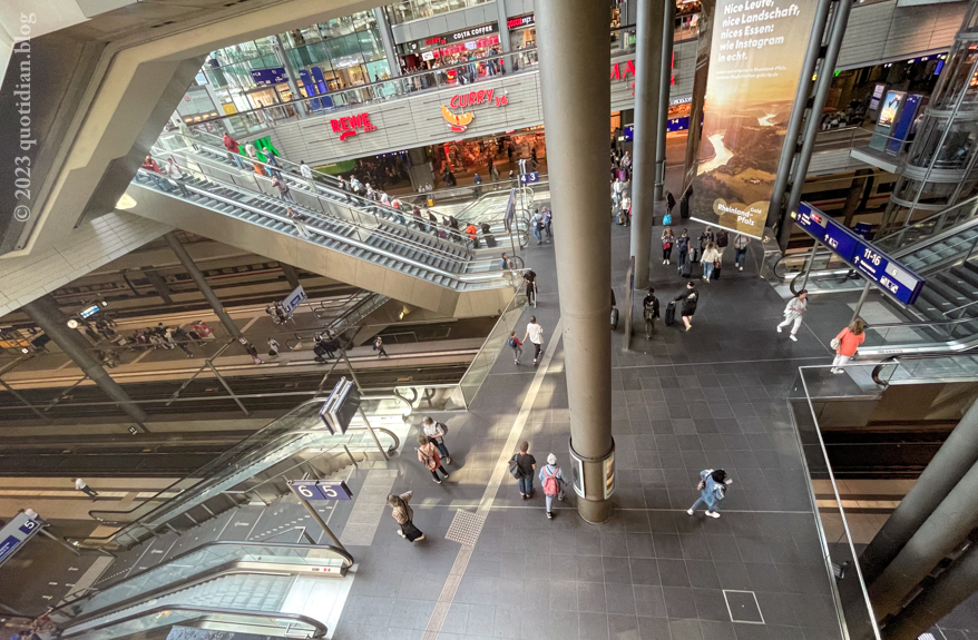 Saturday May 13th (2023) berlin hauptbahnhof align=