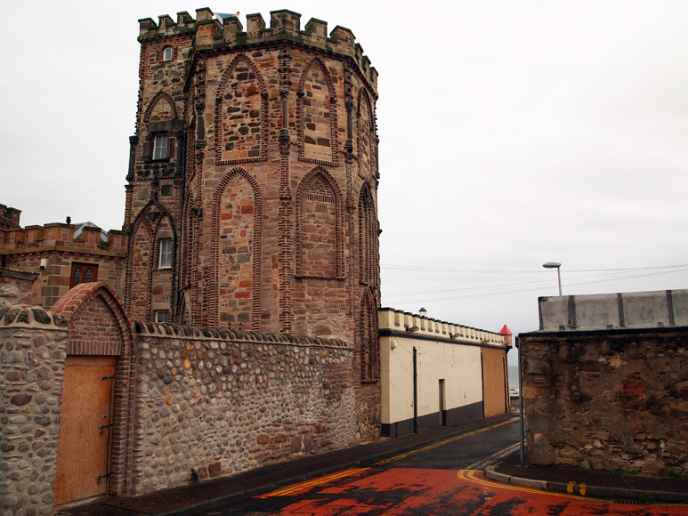 Thursday September 12th (2013) portobello folly align=