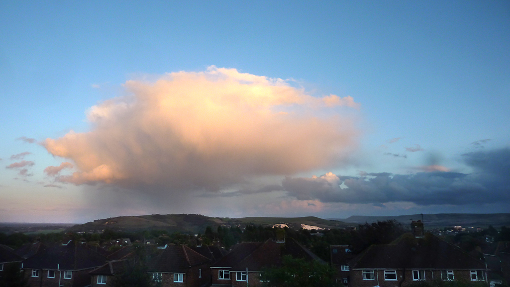 Sunday October 12th (2014) big rainy cloud align=