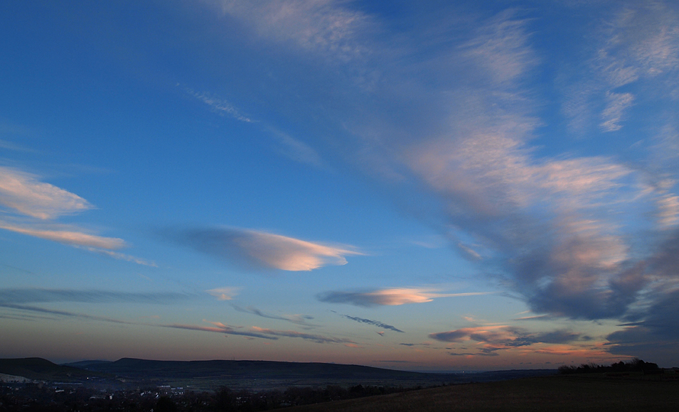 Monday December 3rd (2012) brushstroke skies align=