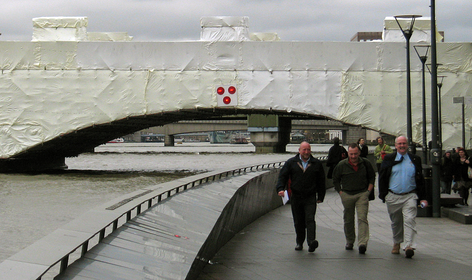 Tuesday March 10th (2009) wrapped up bridge align=