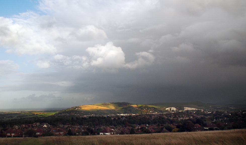 Wednesday October 8th (2014) rain coming from the south west align=