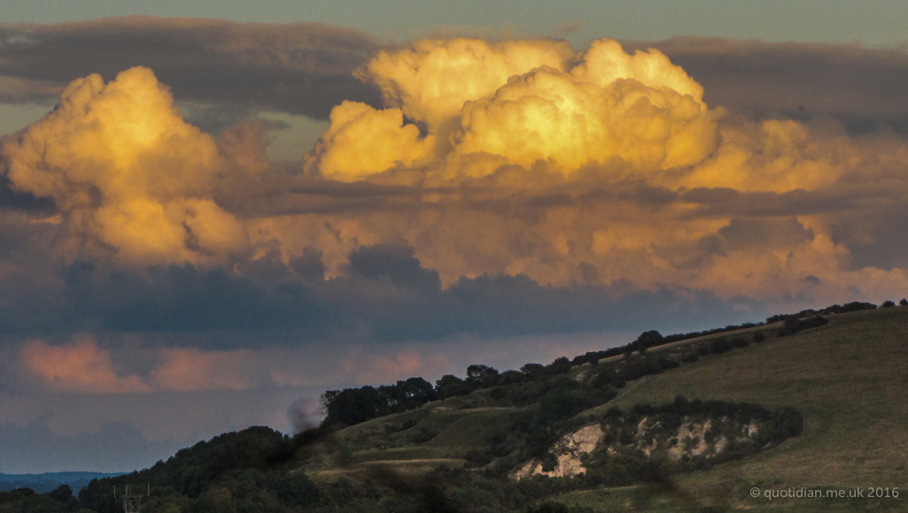 Thursday October 13th (2016) some clouds yesterday align=