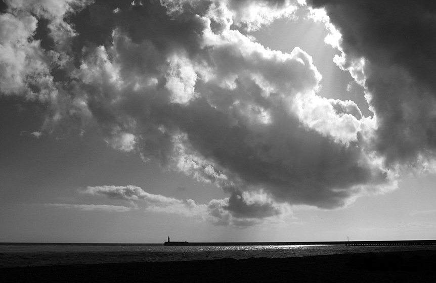 Friday April 11th (2008) a lot of weather align=