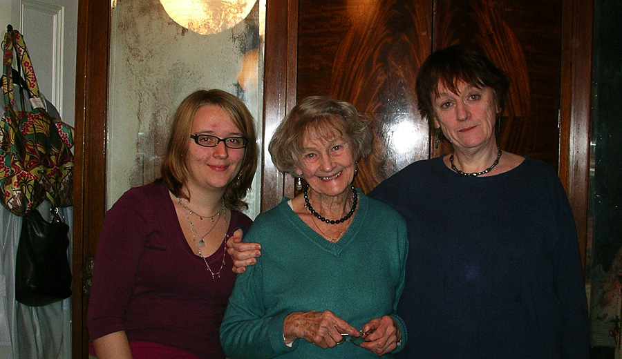 Saturday December 10th (2005) granny's new hairdo align=