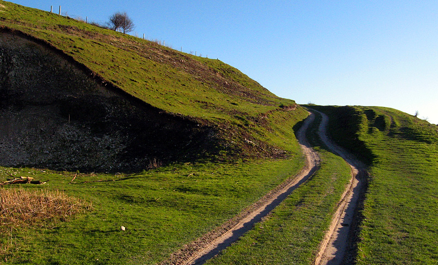 Monday February 5th (2007) malling down align=