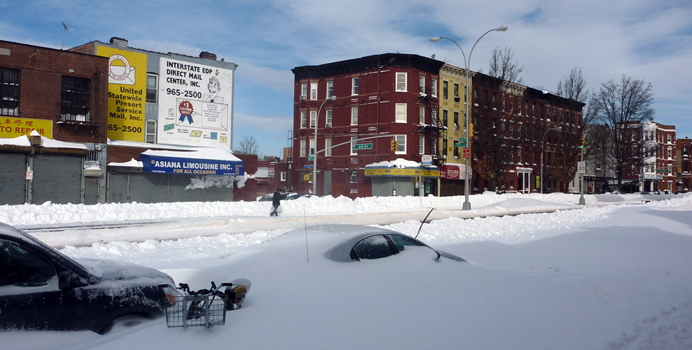 Monday December 27th (2010) buried car align=