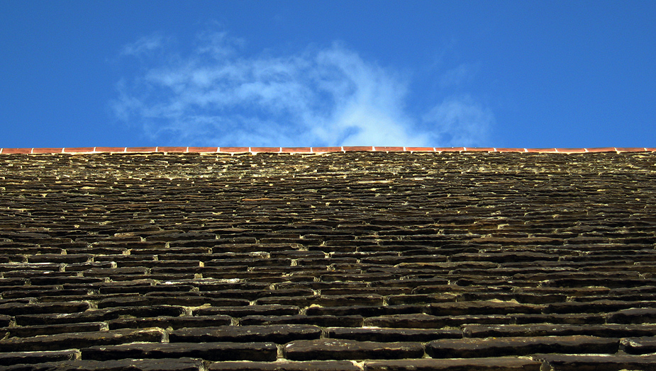 Thursday October 30th (2008) church roof align=