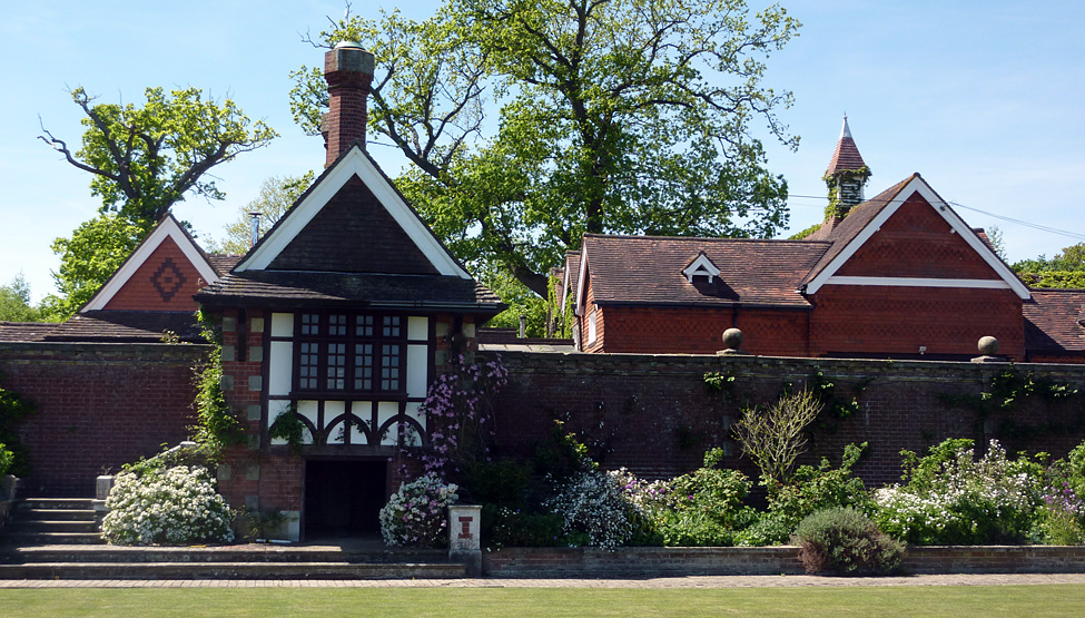 Monday May 24th (2010) edwardian-jacobean align=