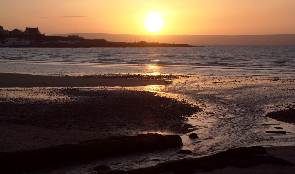 Tuesday April 30th (2013) sunset at ballyholme align=