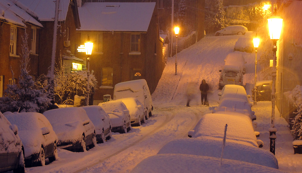 Friday December 18th (2009) woke up to snow align=