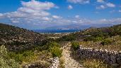 Mon 26th<br/>byzantine path on paros